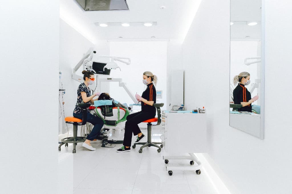 Dr. Fiona Bennett - Lead Dentist at Pearl Dental